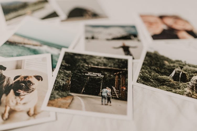 L’arte del mettere in mostra: come esporre fotografie in modo originale